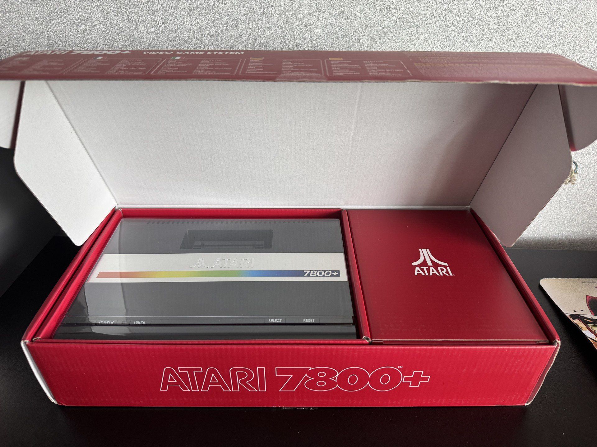 Atari 7800+ - opakowanie