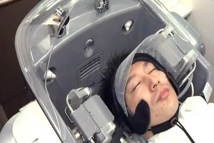Robofryzjer Panasonica w akcji [wideo] 3