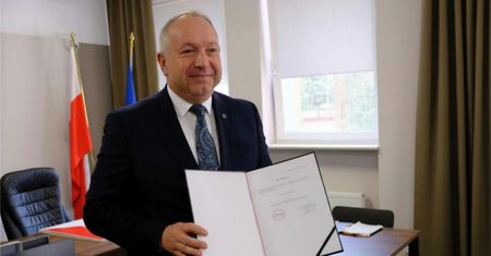 "Miasto w procesie zmiany" - prezydent Artur Łakomiec o dwóch latach kadencji, inwestycjach i przyszłości Ostrowca Świętokrzyskiego