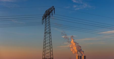 Ukraina wyszła z rosyjskiej sieci. System elektroenergetyczny zsynchronizowany z Europą