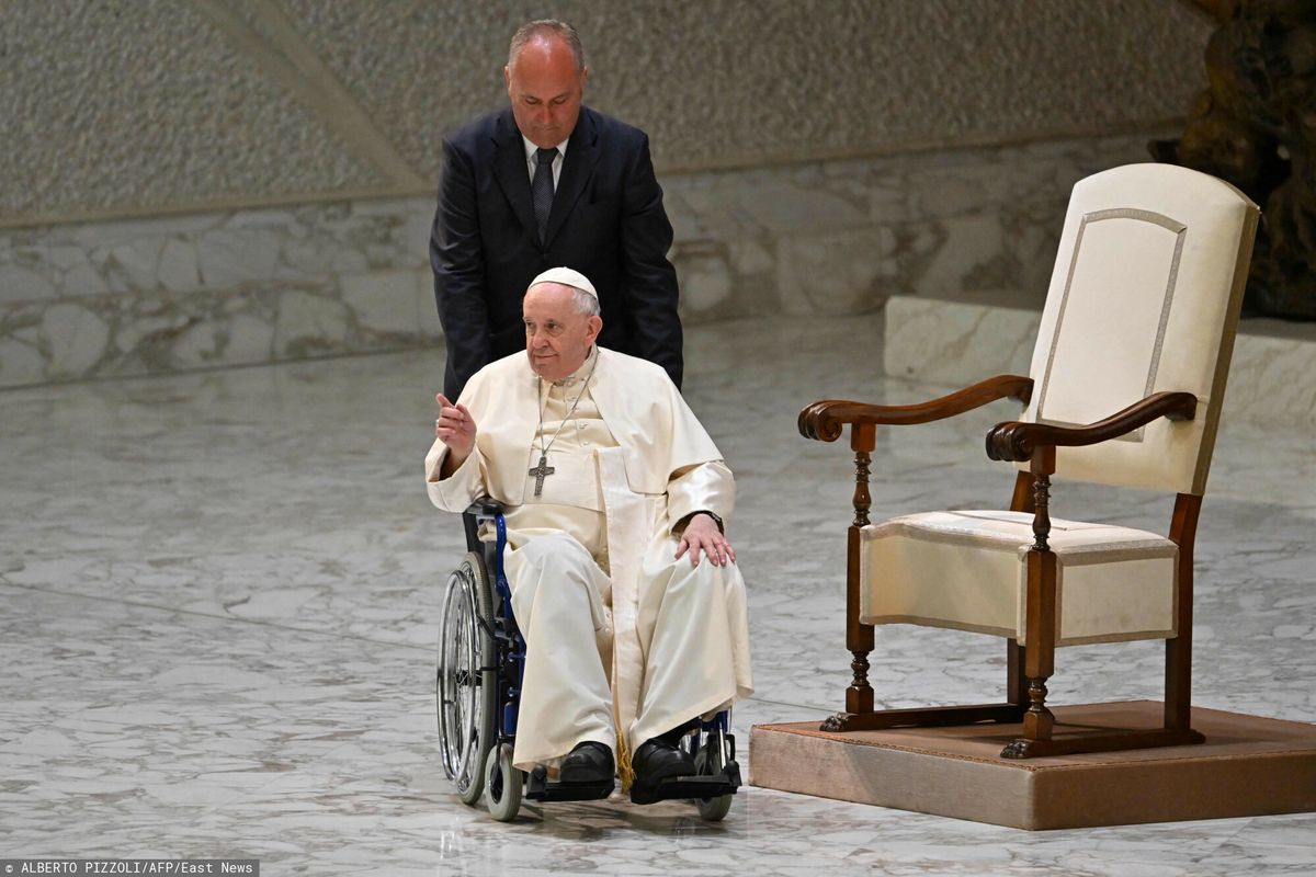 Papież abdykuje? Polski duchowny wyjaśnia