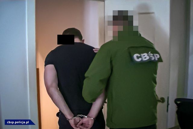 Produkował fałszywe leki. Został zatrzymany przez CBŚP. Pochodził ze świętokrzyskiego [Galeria]