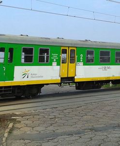 Zielonka. Atak nożownika w pociągu. Ranny mundurowy