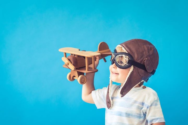 Zabawki dla chłopców w wieku 6-8 lat – które warto wybrać i na co zwracać uwagę?
