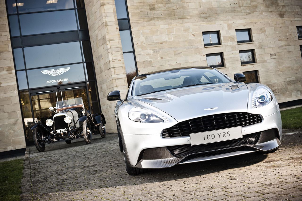 Aston Martin A3 i Aston Martin Vanquish