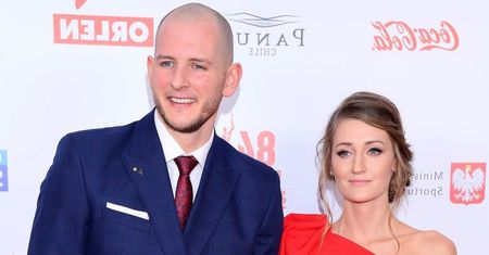 Bartosz Kurek i Anna Grejman WZIĘLI ŚLUB! Świeżo upieczeni małżonkowie pochwalili się wspólnym zdjęciem (FOTO)