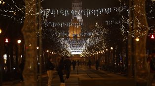 Częstochowa: Miasto przygotowane do świąt Bożego Narodzenia. Tak zachwycająco wygląda po zmroku