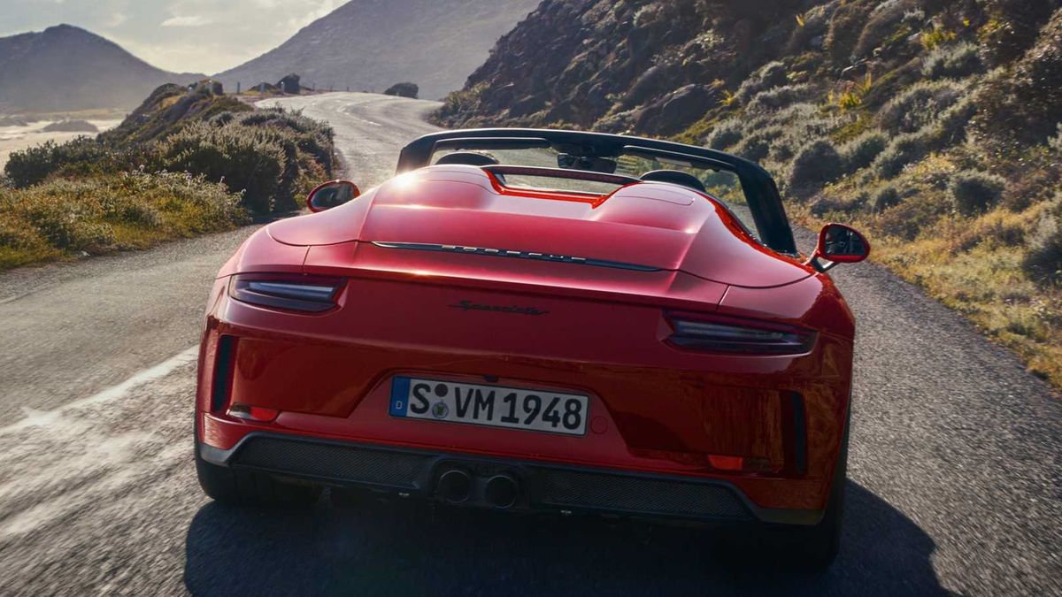 W przypadku tego 911 tył jest znacznie ważniejszy niż przód.