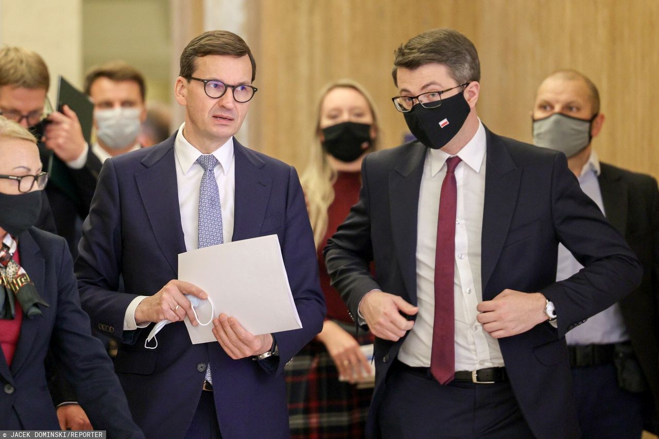 Zyski państwowych spółek trafią do Polaków? Rzecznik rządu łagodzi zapowiedź premiera