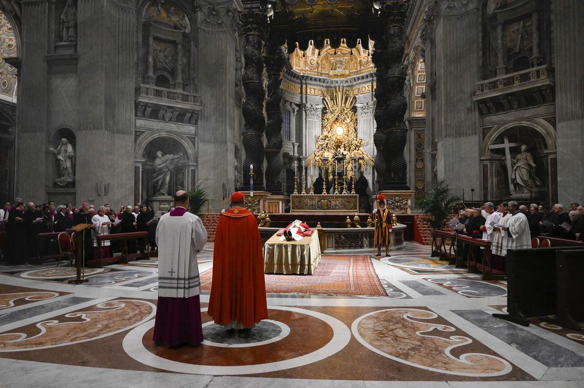 Pogrzeb papieża Benedykta XVI. Jak będzie wyglądać uroczystość?