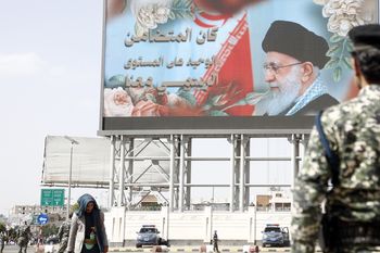 Odwet za blokadę portów? Iran może zamknąć inną cieśninę