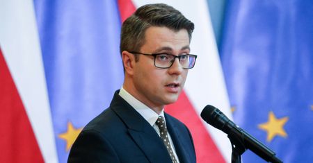 Zwrot ws. dostaw broni? Bloomberg: Polska łagodzi retorykę