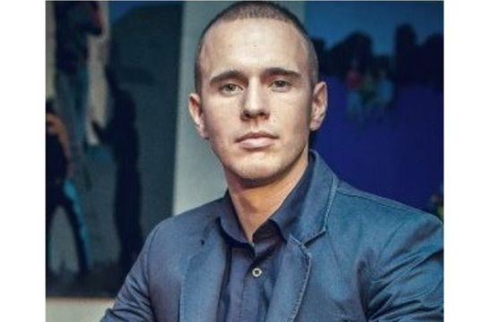 Mateusz Łukianiuk za Tomasza Karolaka na czele zanox Polska