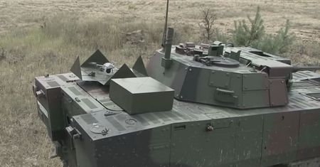 Pszczoła: polski miniaturowy dron uderzeniowy. Nowa broń dla Rosomaków