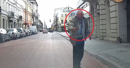 Nagrała go w Łodzi, gdy do niej celował. "Został zatrzymany"