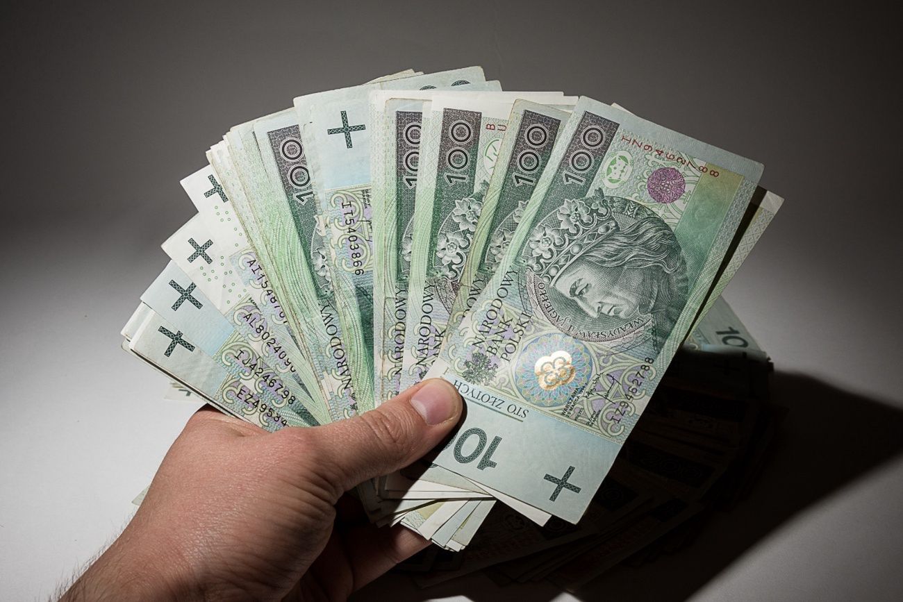 Seria oszustw inwestycyjnych w woj. podkarpackim