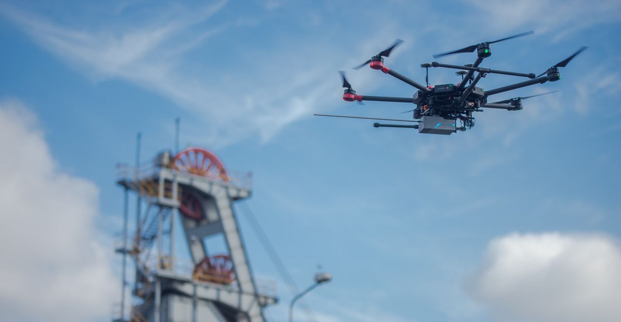 Śląsk. Dron staje się coraz przydatniejszym urządzeniem.