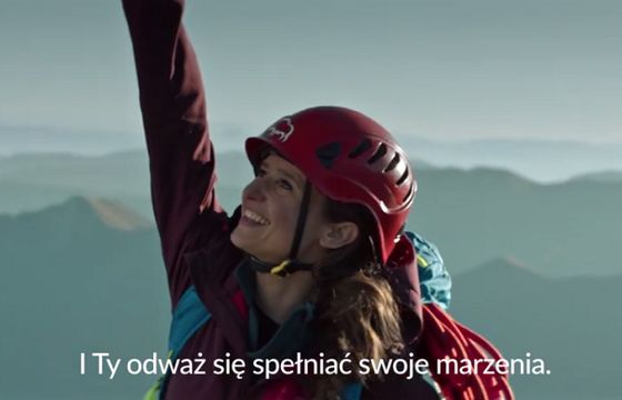 Podróżniczka Miłka Raulin reklamuje pożyczkę gotówkową w Banku Pekao (wideo)