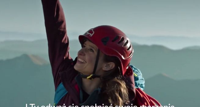 Podróżniczka Miłka Raulin reklamuje pożyczkę gotówkową w Banku Pekao (wideo)