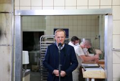 Tusk rozmawiał w piekarni o drożyźnie. "Rzeczywistość jest wyjątkowo ponura"