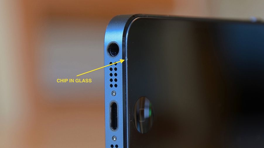 Zadrapania tu i ukruszenia tam, czyli iPhone 5 prosto z pudełka 5