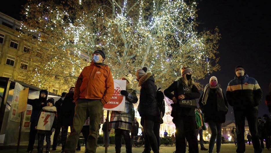 Strajk Kobiet. Poznań. "Aborcję na żądanie ześlij nam panie!"