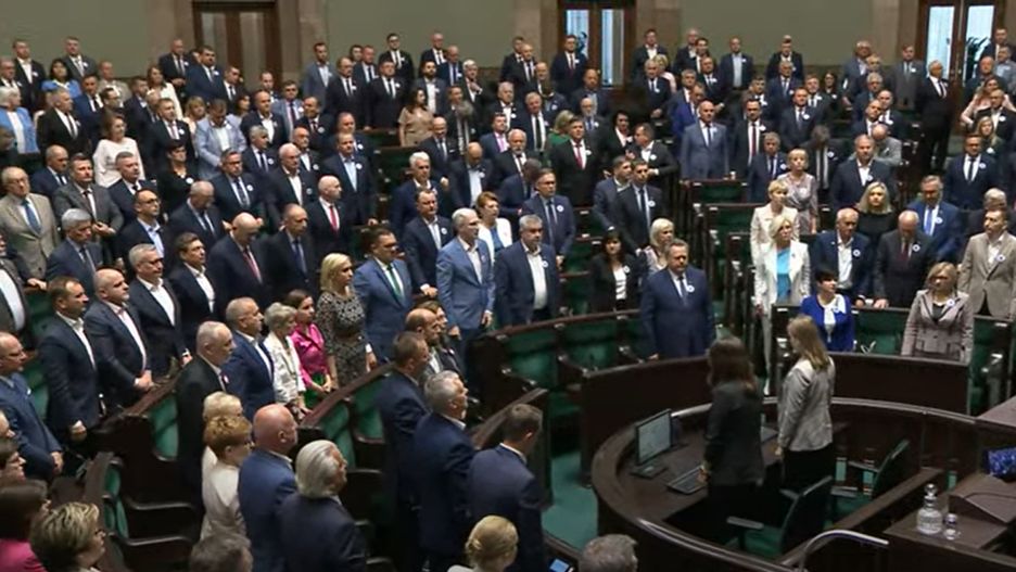 Posłowie upamiętnili ofiary rzezi wołyńskiej