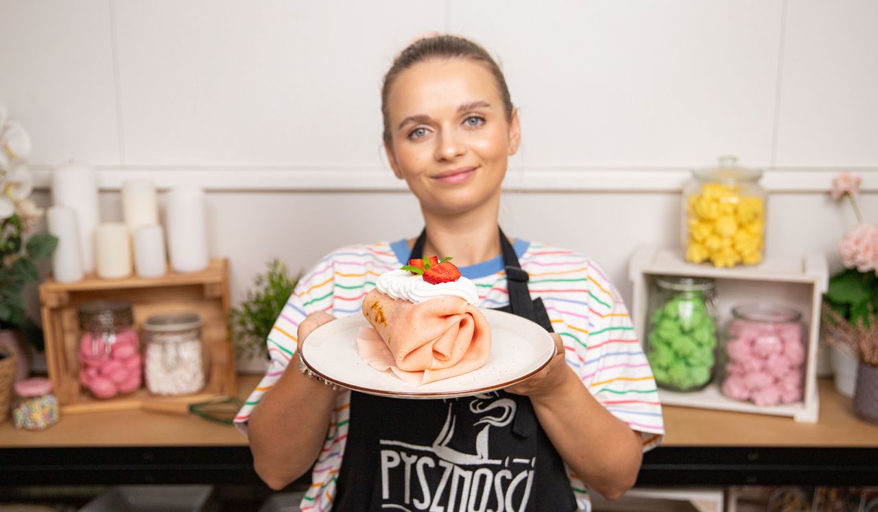 Strawberry pancake rolls: Summer's sweet transformation