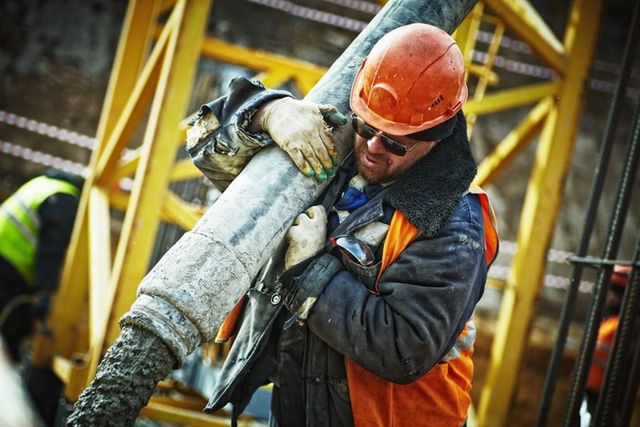 Jakie są rodzaje i zastosowanie wylewki betonowej od Heidelberg Materials