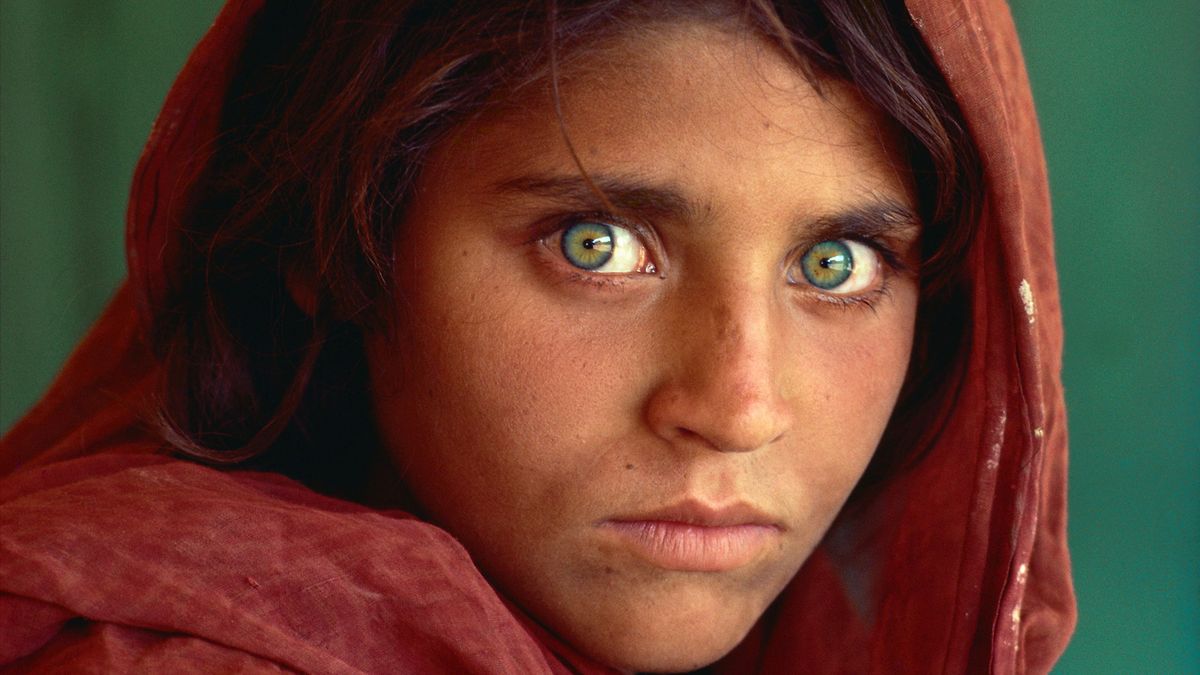 Kim jest Szarbat Gula - "afgańska dziewczyna" z portretu Steve'a McCurry? 1