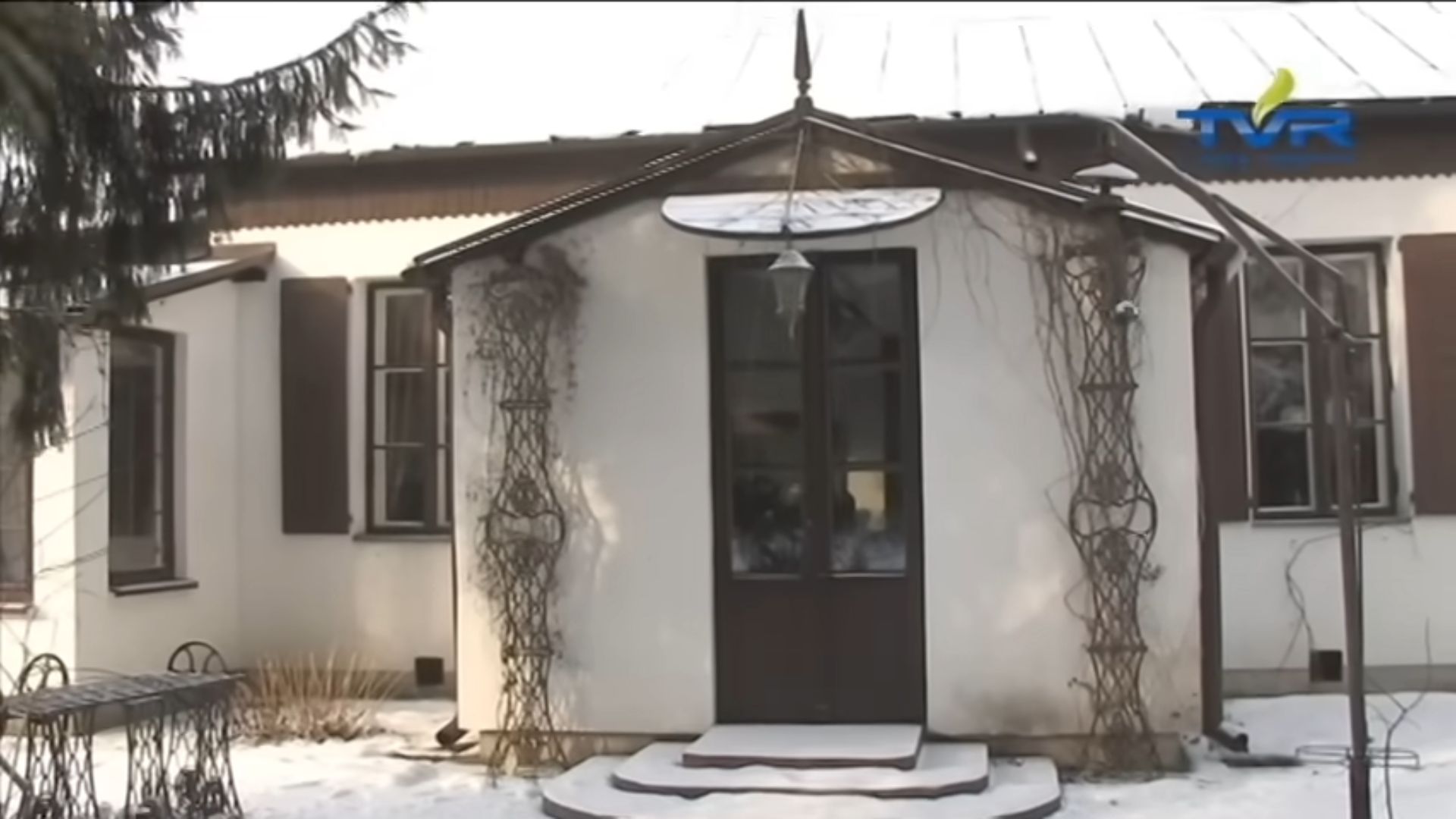Dom, w którym mieszkał i odszedł Emilian Kamiński