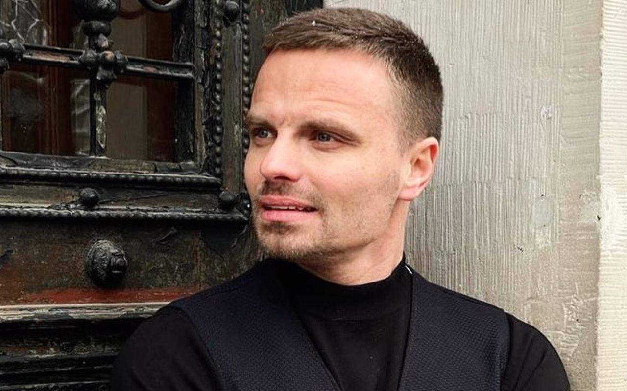 Marcin Hakiel chwali się kolejną fotką z nową ukochaną. Fani oceniają: "Zamieniłeś TICO NA PORSCHE" (FOTO)