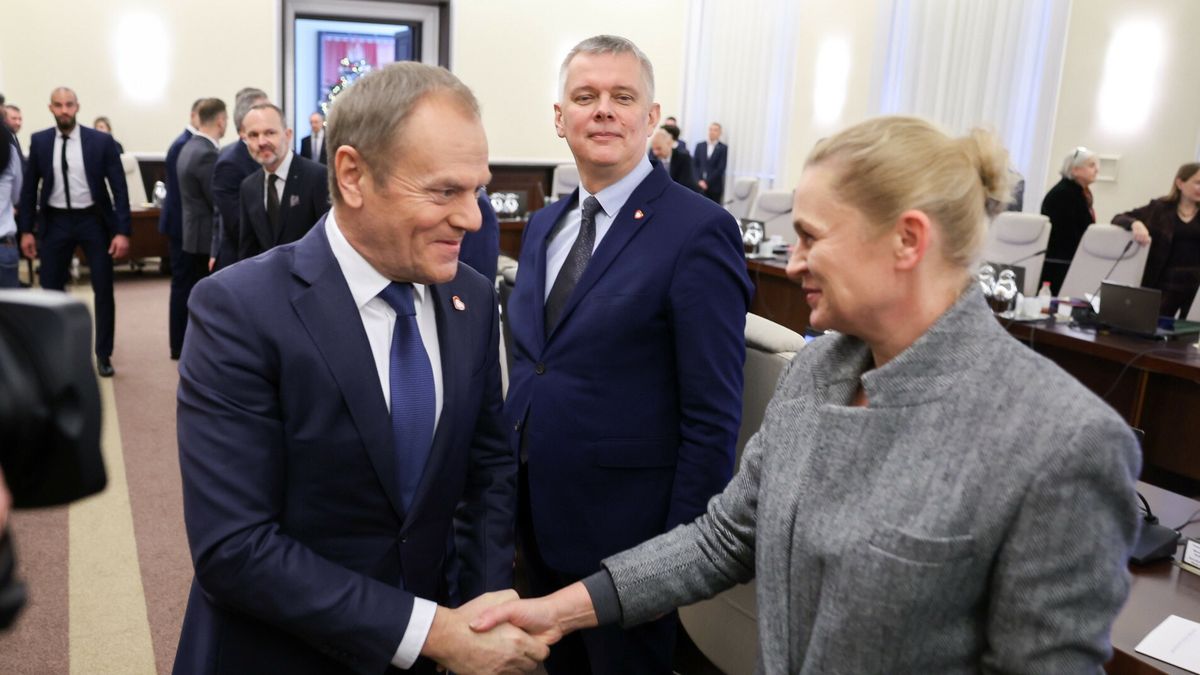 Premier Donald Tusk i minister edukacji Barbara Nowacka