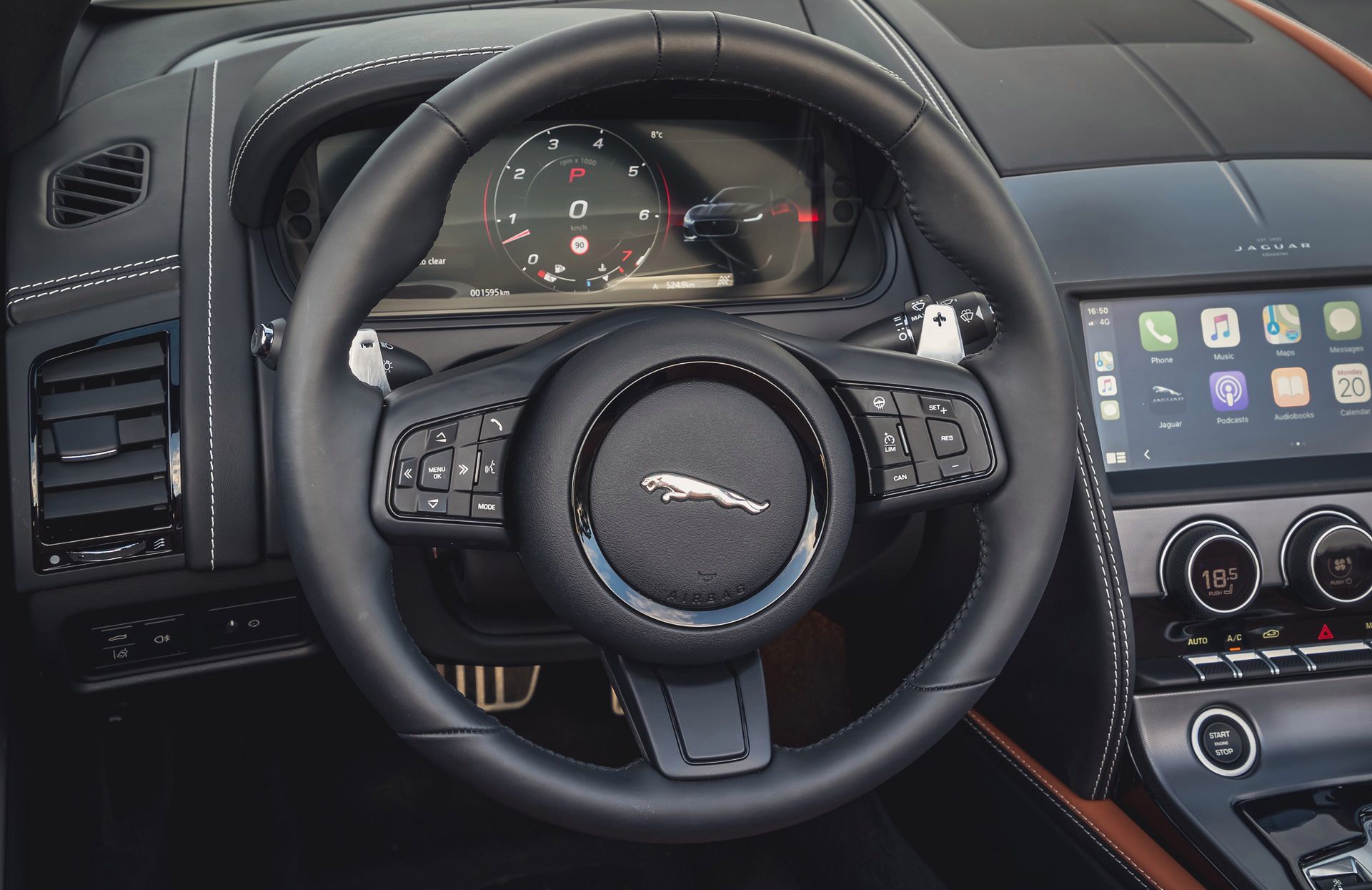 Jaguar F-Type Convertible P450 (2020) (fot. Jaguar)