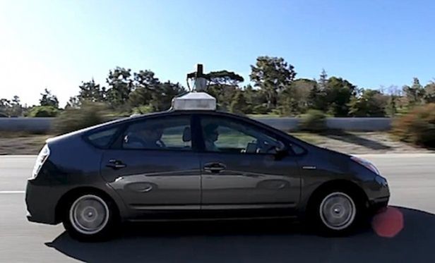 Samojezdne auto Google'a zaliczyło stłuczkę 1