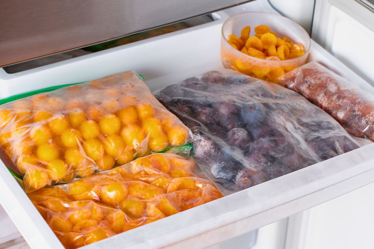 Yes, frozen food is dangerous for our health.