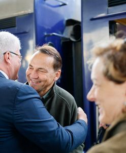 Sikorski znowu odpowiada Trumpowi. "To nie były pomyłki"