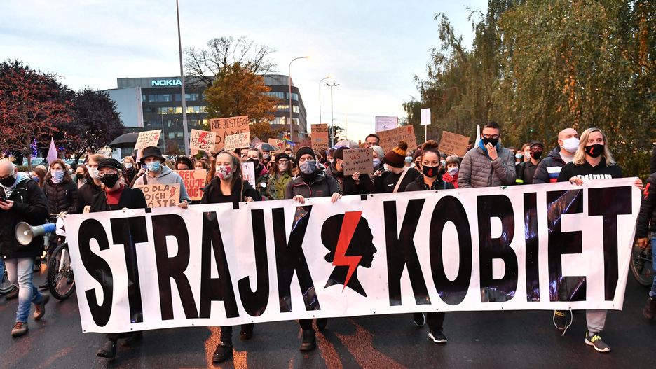 Strajk kobiet. Polacy zabrali głos ws. kompromisu aborcyjnego