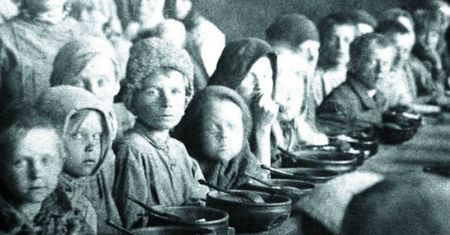 90 lat temu decyzją Kremla wymordowano miliony Ukraińców. Wstrząsające relacje świadków ludobójstwa