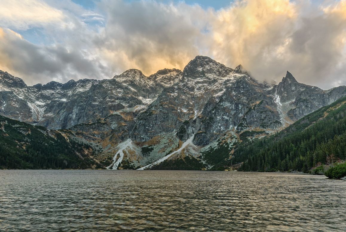 Fałszywa rezerwacja domku w Zakopanem. 20-latek stracił ponad 2800 zł