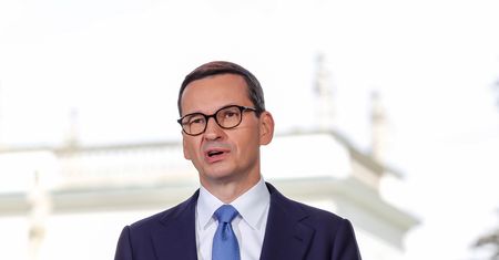 Niewygodne pytanie dziennikarki TVN24 do premiera. "Władza obdzwania dziennikarzy?"