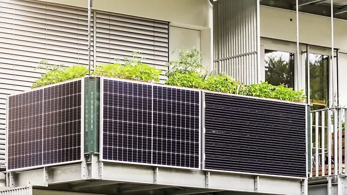 Panele fotowoltaiczne na balkonie