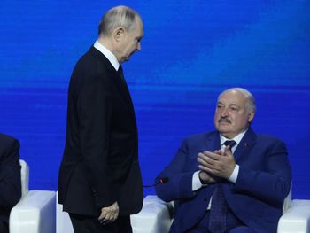 Jak Łukaszenka pomaga Rosji? Jednego chce uniknąć