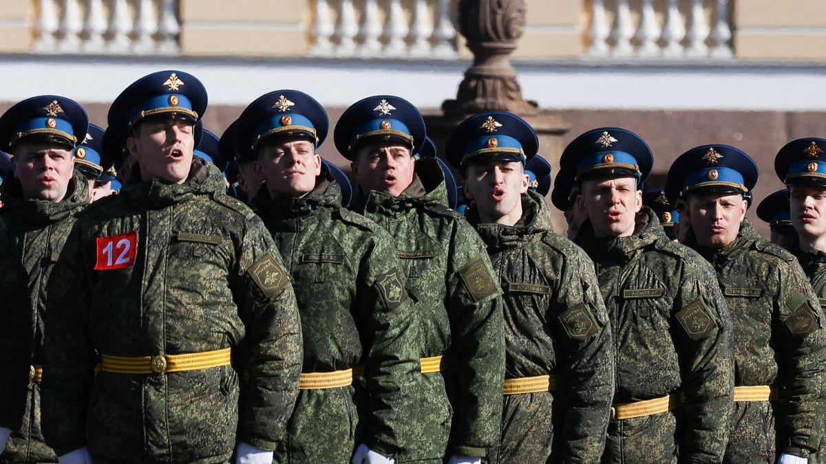 Rosjanie zaostrzają rygor ws. poborowych.