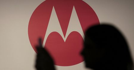 Lenovo Moto X4 na pierwszych grafikach - nie wszystkim się spodoba