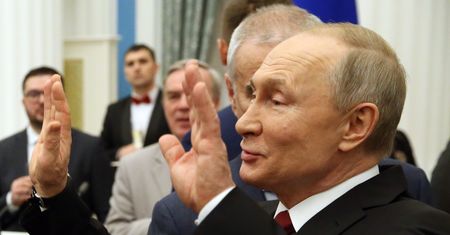 Putin ogranicza piwo. "Brzuch rośnie"