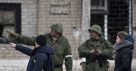 Ukraina. Cztery okręty rosyjskie ostrzelały Mariupol