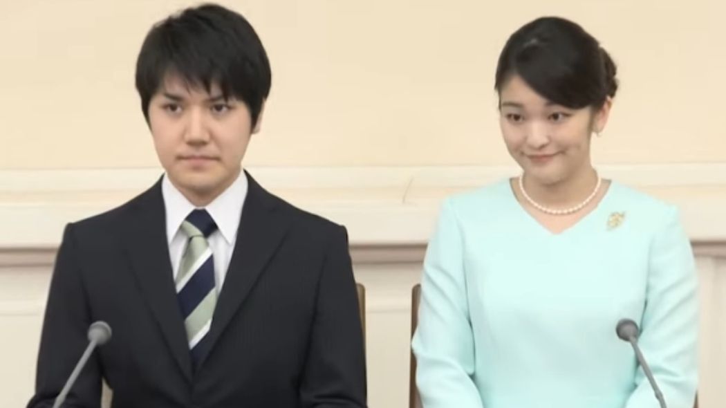 Księżniczka Mako i Kei Kumuro w 201 roku podczas ogłoszenia zaręczyn.