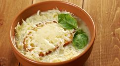 Francuska zupa cebulowa. Rozgrzewa oraz wzmacnia odporność