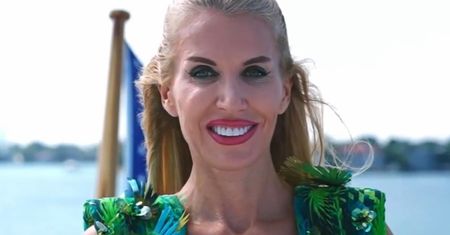 Aneta Glam uwodzi w skąpym bikini. Gwiazda "Żon Miami" pokazuje swoje atuty